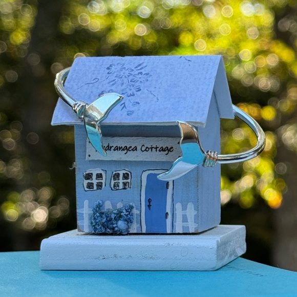 Eden Hand Arts Whale Tail Bracelet - Picture 8 of 10